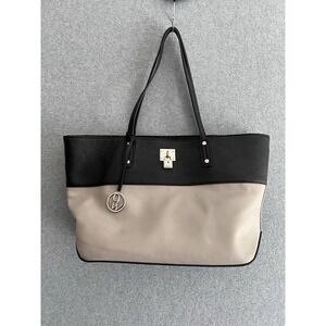 Nine West Handbag PreOwned Condition Black/Beige Padlock Design‎ Faux Leather